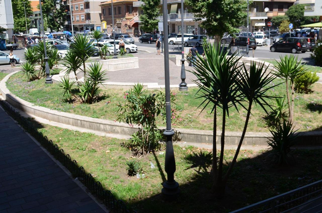 Come A Casa Pretty Apartment Lido di Ostia Exterior photo